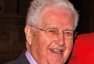 Ray Woodfield - composer and arranger Ray Woodfield - composer and arranger - Obrasso